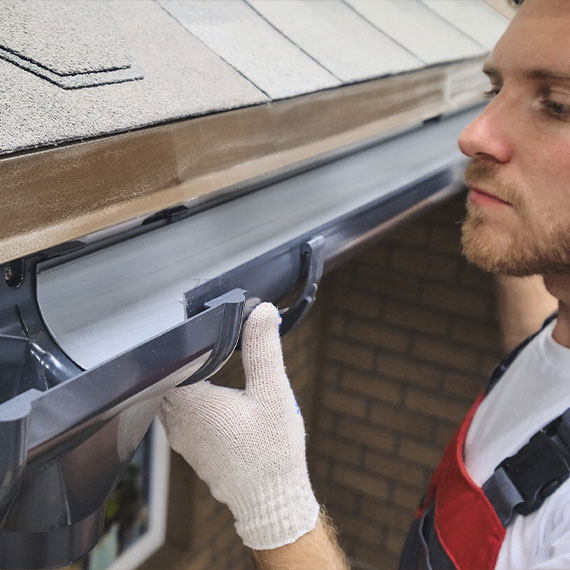 Монтаж водосточной системы в Балашихе и Московской области